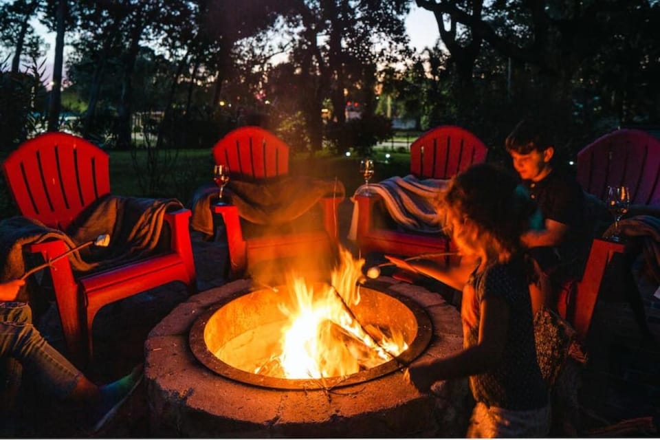 People, Natural landscape, BBQ facilities, group of guests