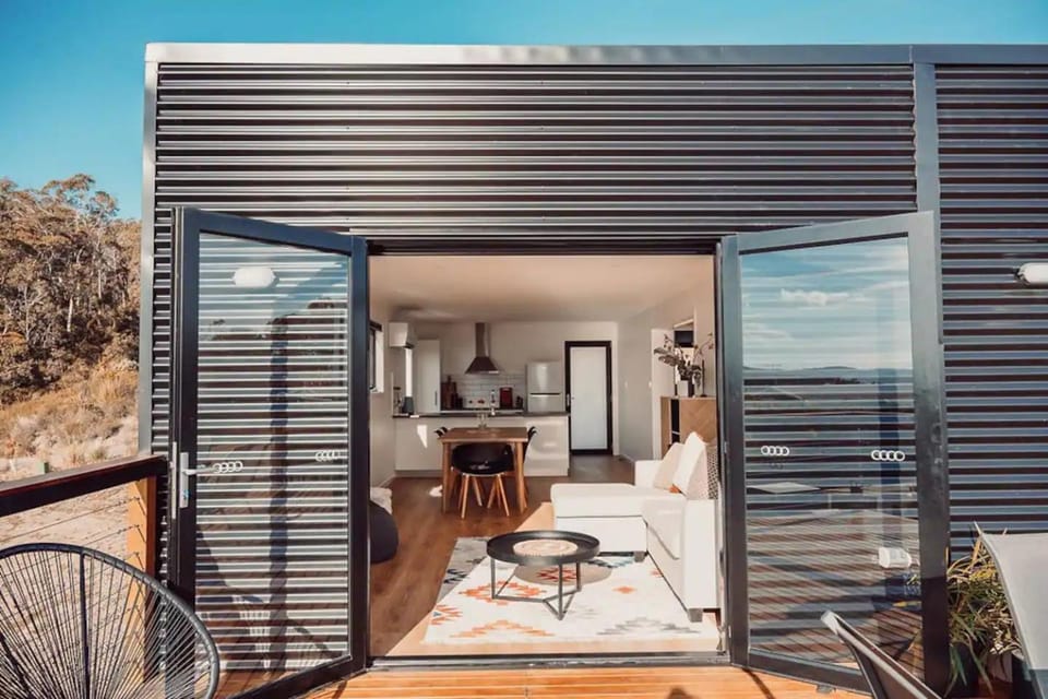 Day, Balcony/Terrace, Living room, Seating area