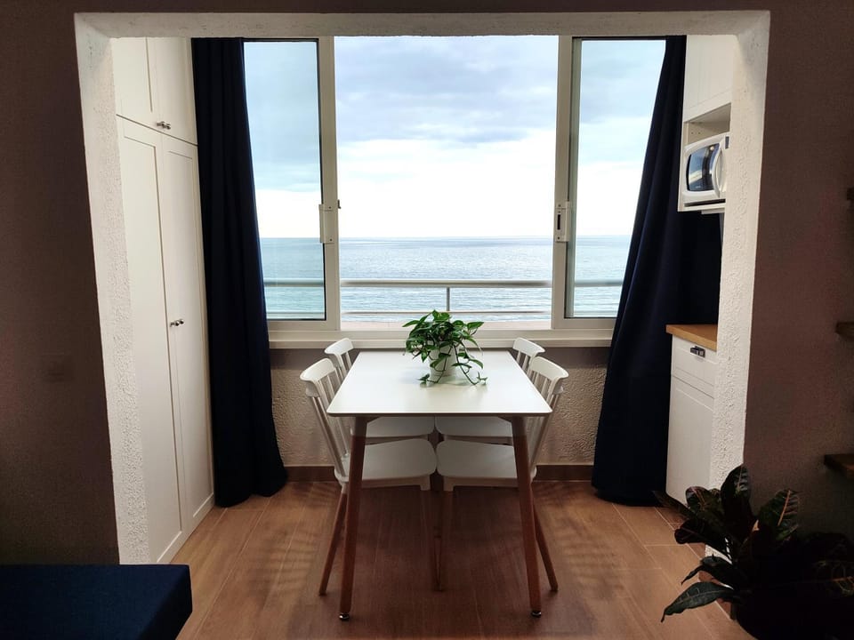 MIAMI BLAU Apartment in Alt Empordà