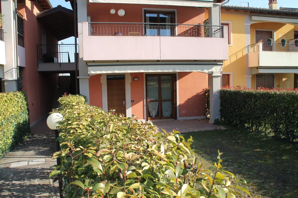CASA VACANZE DA RIKI APPARTAMENTO 1 Apartment in Peschiera del Garda