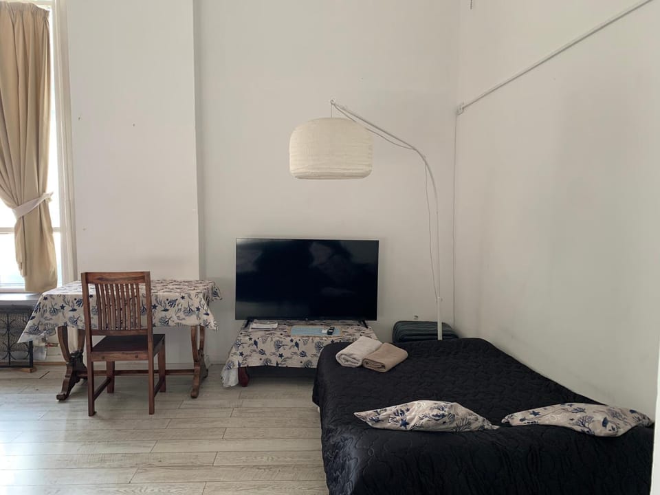 TV and multimedia, Photo of the whole room, Seating area