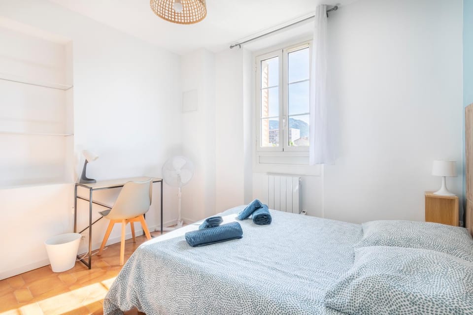 Bel appartement 6 personnes - Proche toutes commodités Apartment in Toulon