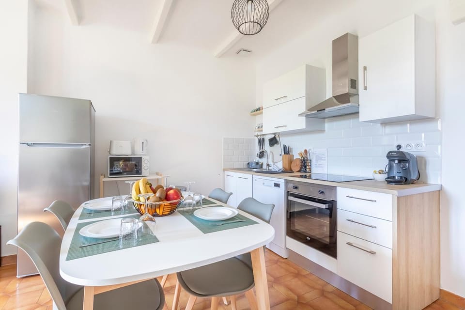 Bel appartement 6 personnes - Proche toutes commodités Apartment in Toulon