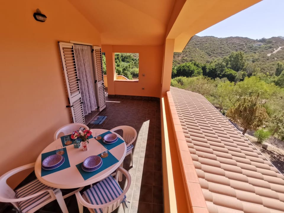 Natural landscape, View (from property/room), Balcony/Terrace