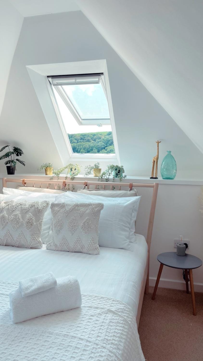 Seapink, Kingsand; luxury Cornish cottage with seaviews, bbq & paddleboards House in Kingsand