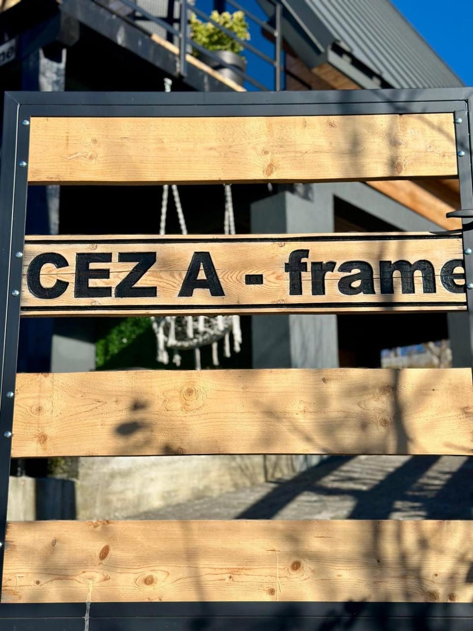 Property building, Location