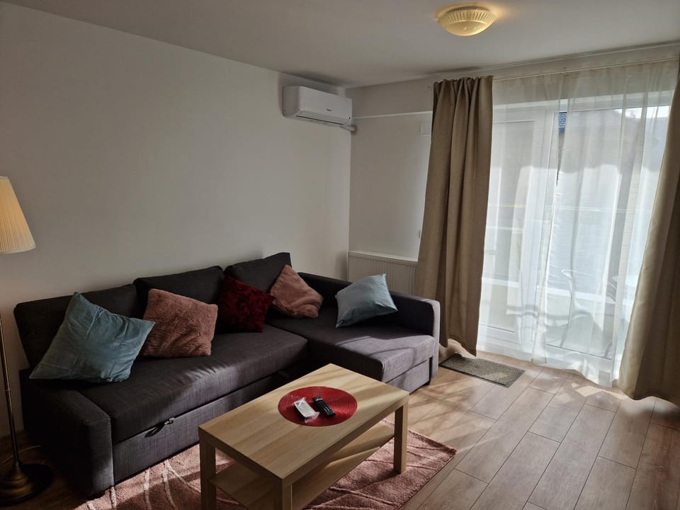 Star Airport Residence Apartment in Romania