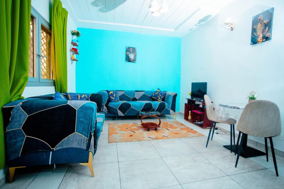 Communal lounge/ TV room, Living room, Lounge or bar