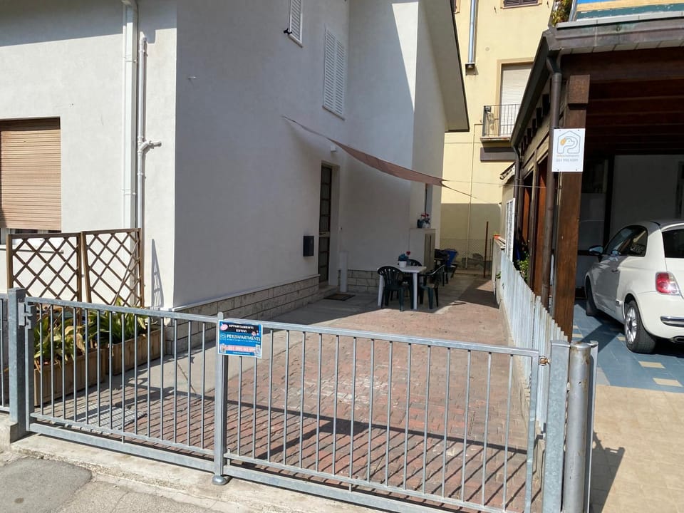 Property building, Parking