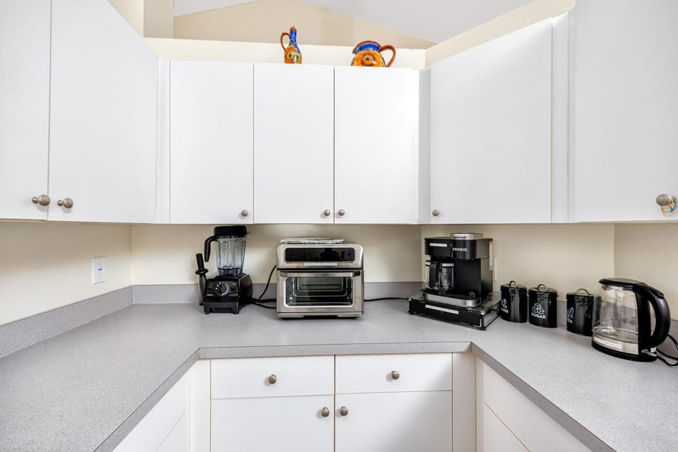 Coffee/tea facilities, Kitchen or kitchenette, pet friendly, toaster