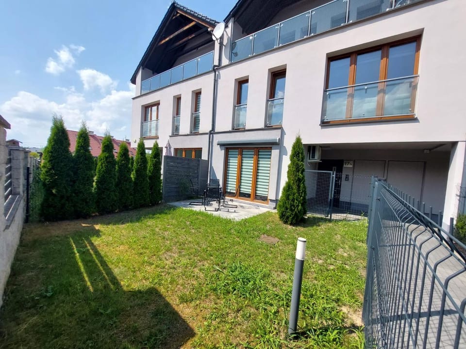 Property building, Garden