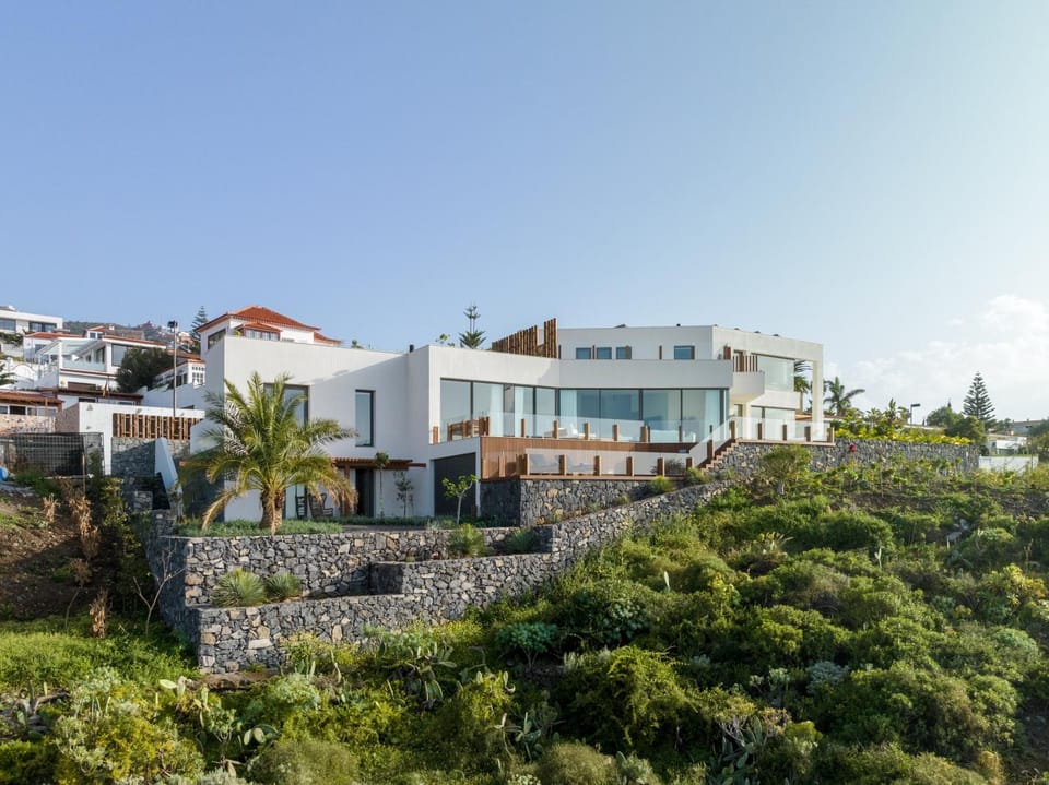 Serenity Villa on the Cliff with climatized pool Villa in Canary Islands