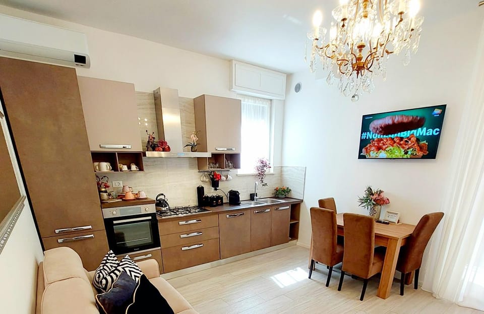 Coffee/tea facilities, Kitchen or kitchenette, Living room, Seating area, Dining area, pet friendly, stove