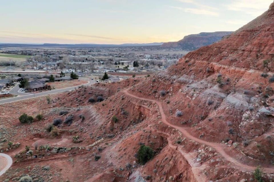 Red Canyon Bunkhouse at Kanab - New West Properties House in Kanab