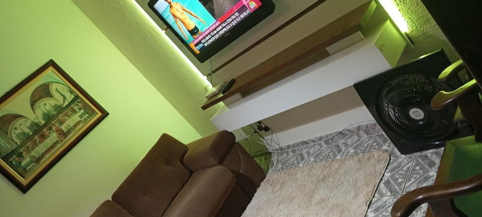 Apartamento da Família em Aparecida-ar-sacada-2garagens Apartment in State of São Paulo