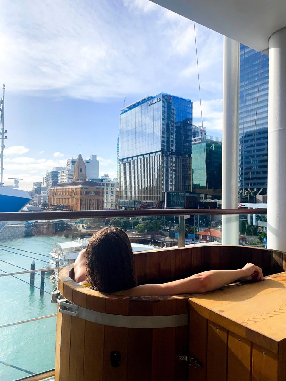 Hot Tub, Hot Tub