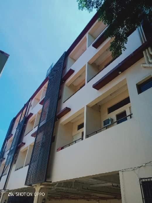 WJV INN CONSOLACION Apartment hotel in Central Visayas