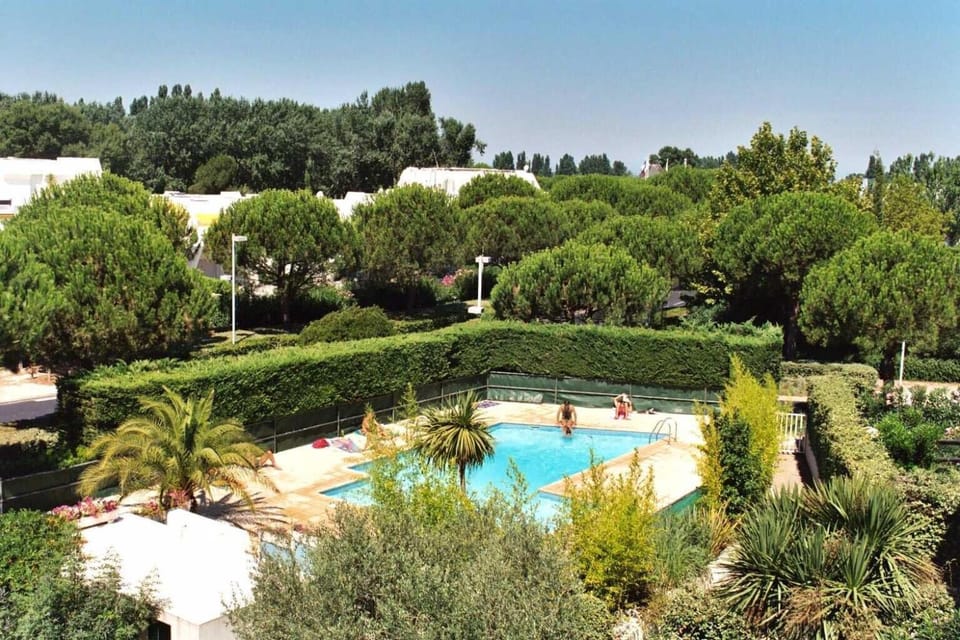 Villegiales Tee1 - Appartement climatisé dans résidence avec piscine MAE-1104 Apartment in La Grande-Motte