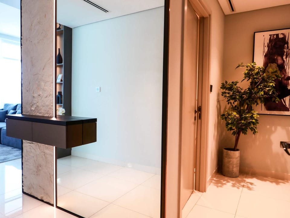 Glamorous 3BR with Marina view Apartment in Dubai
