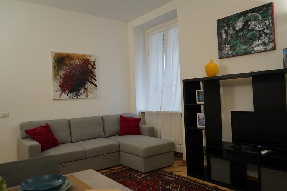 Art Home Apartment Navigli Apartment in Milan