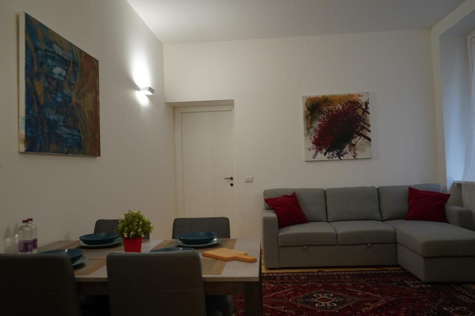 Art Home Apartment Navigli Apartment in Milan