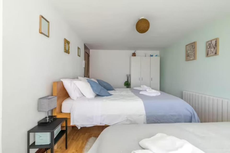 Bedroom, wardrobe