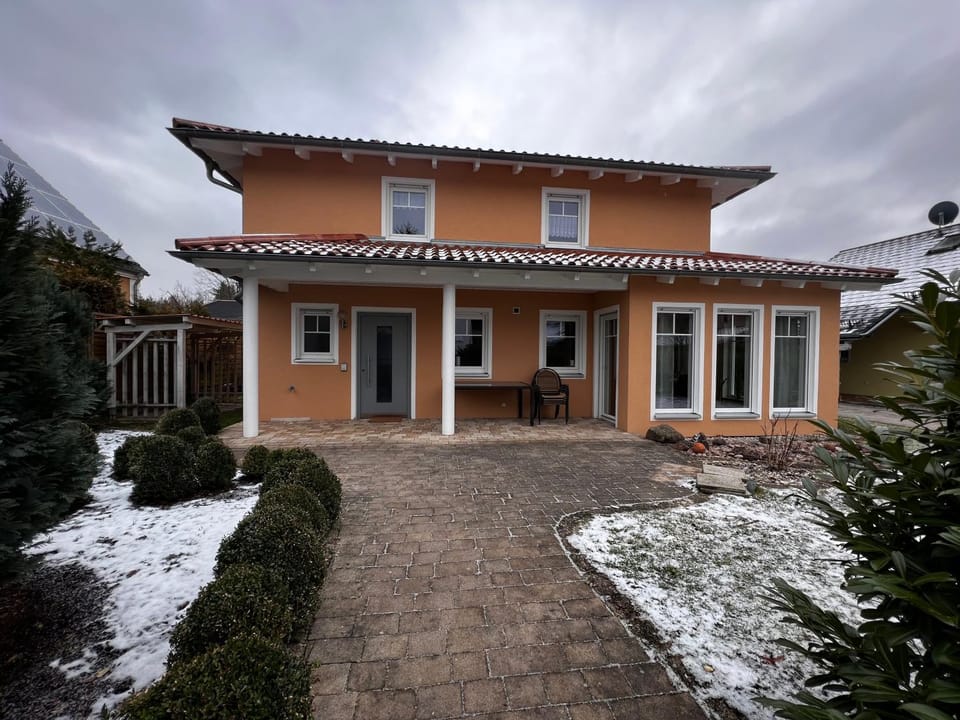 Villa Toskana Wohnung 2 Apartment in Bavaria