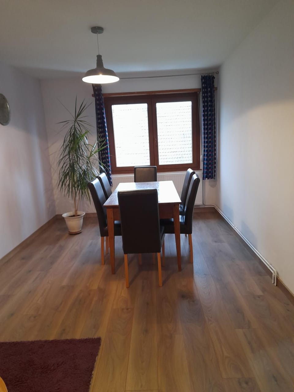 Appart 4 pers refait neuf 90m2 avec balcon Apartment in Grand Est
