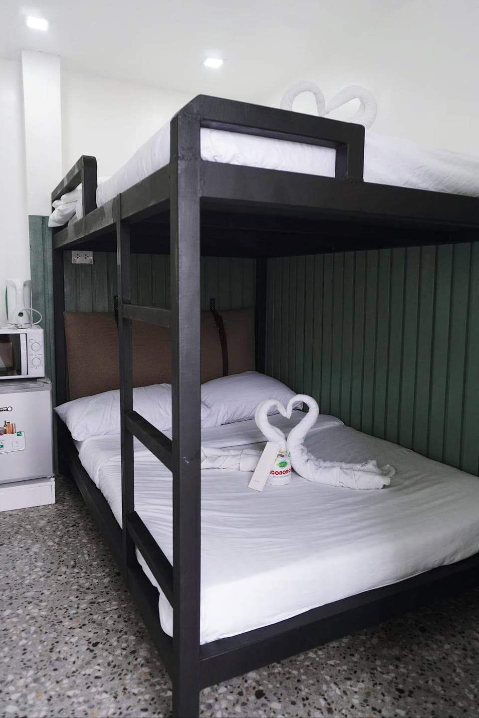 Cebu Backpackers Hostel Hostel in Lapu-Lapu City