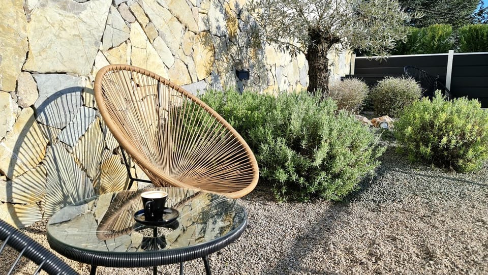 Garden, Garden view