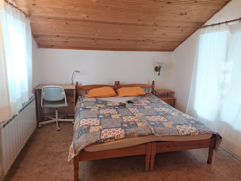 Bed, Photo of the whole room, Bedroom, hair dresser