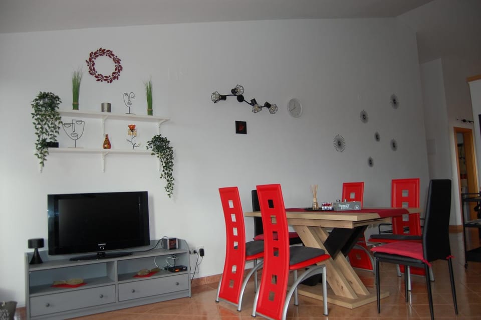 SUNNY GAPI APP Apartment in Peroj