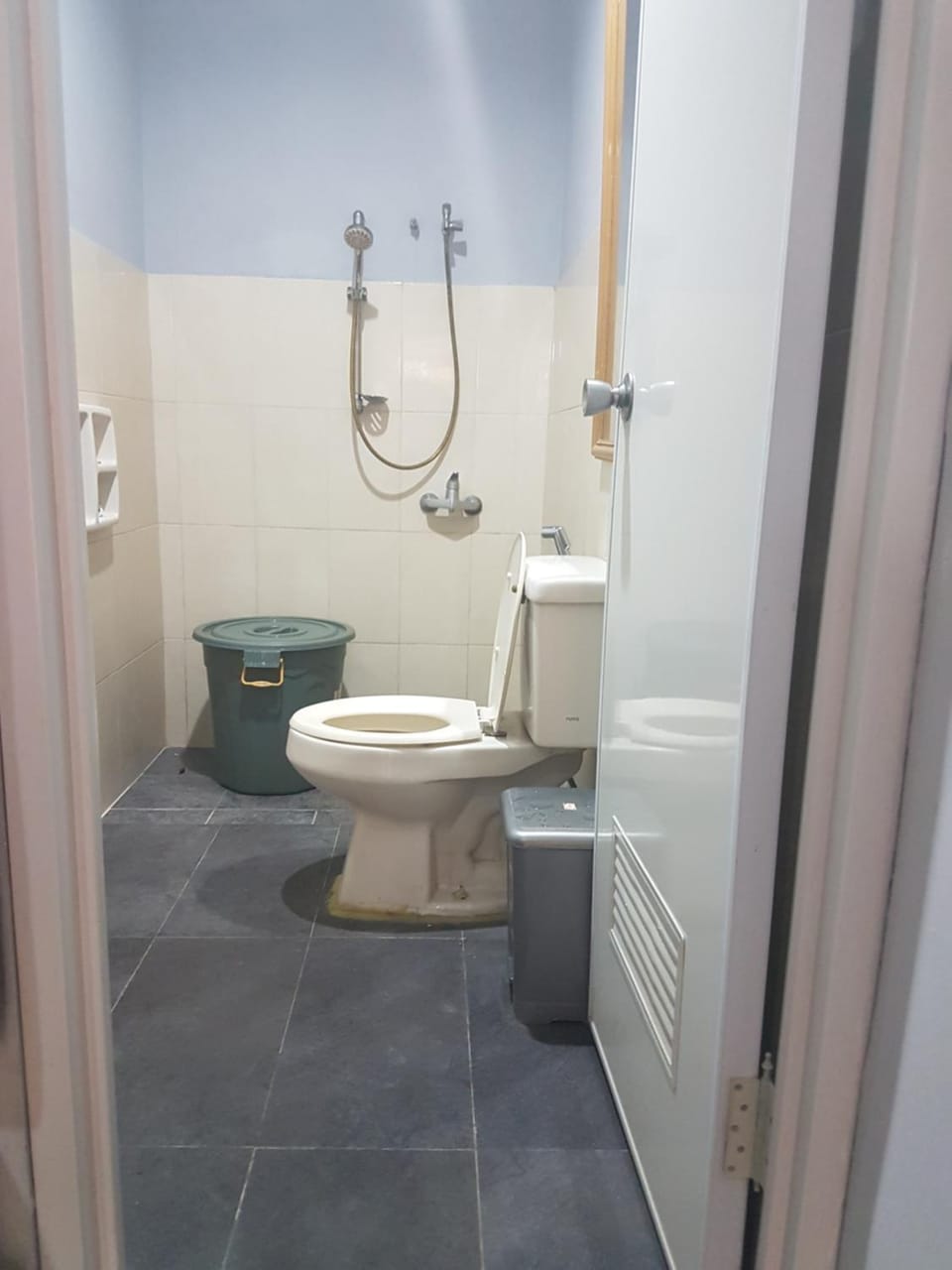 Maninjau Room Vacation rental in South Jakarta City