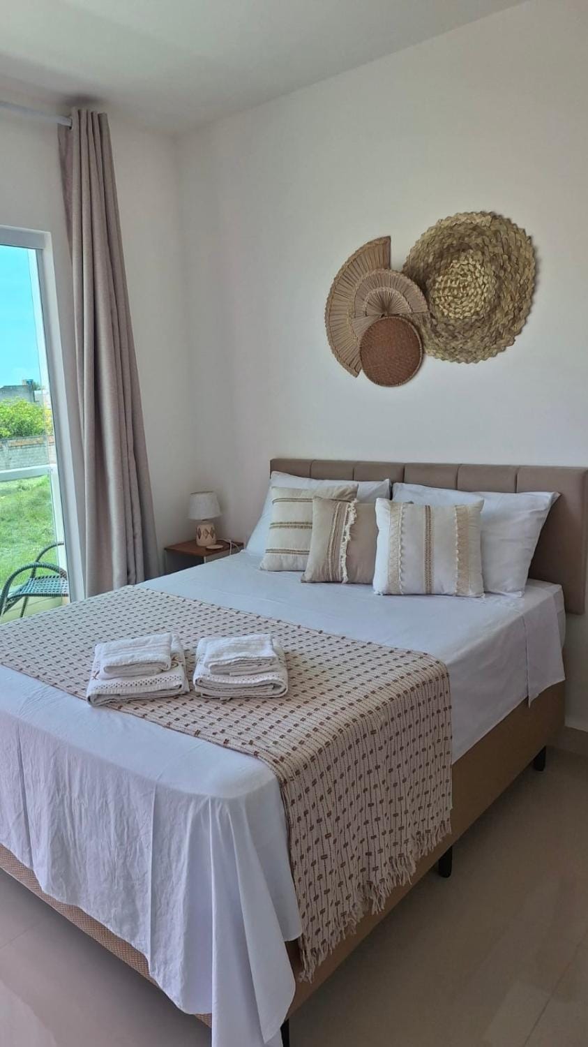 Bed, View (from property/room), Photo of the whole room, Bedroom