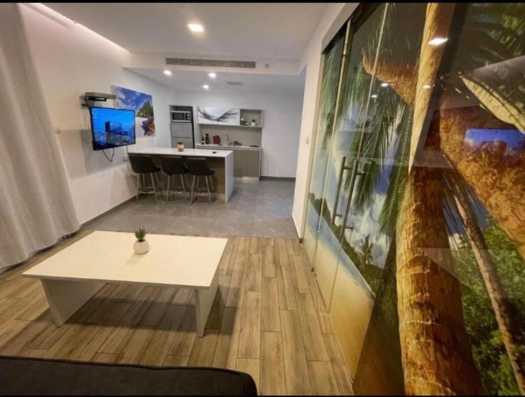 TV and multimedia, Dining area