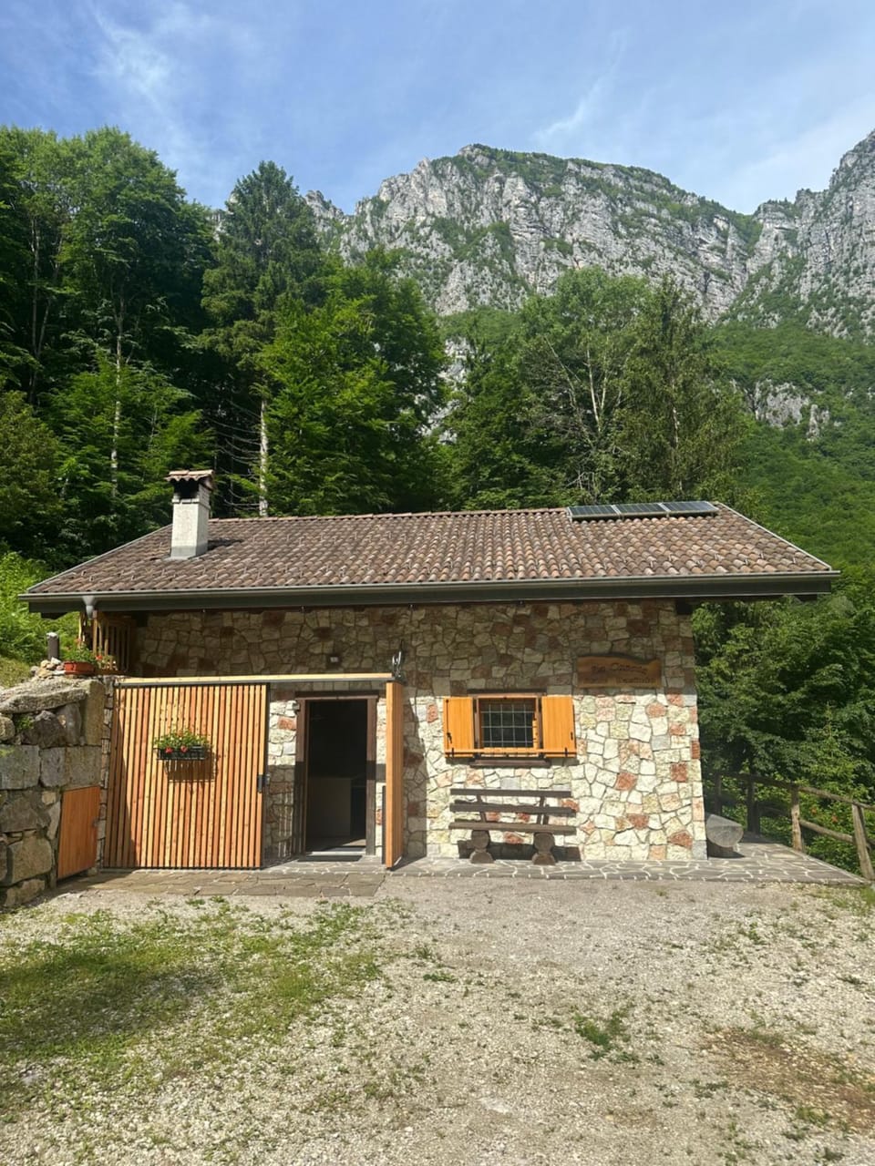 Baita Lomasona Chalet in Ledro