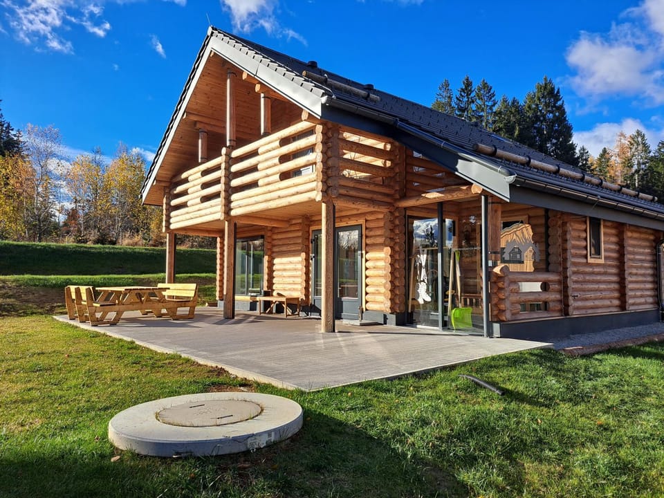 Pur Natur! Wandern und Skifahren - Trahütti Premium Lodges House in Styria