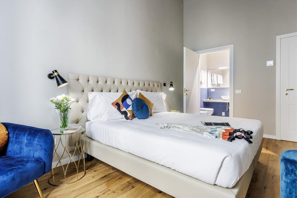 Bed, Photo of the whole room