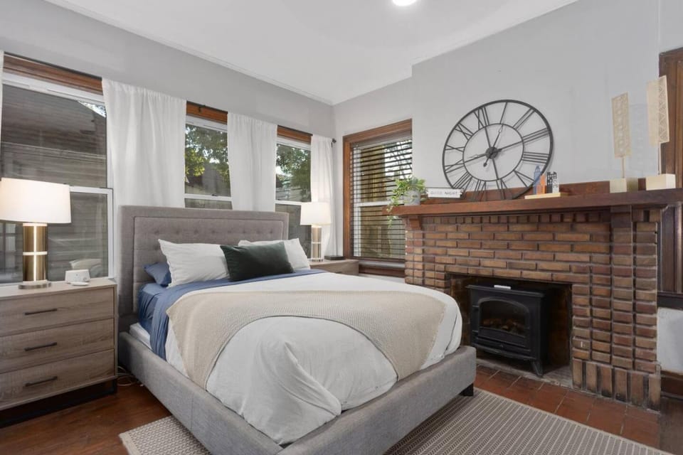 3 Bd In The Heart of KC! 09 Apartment in Kansas City