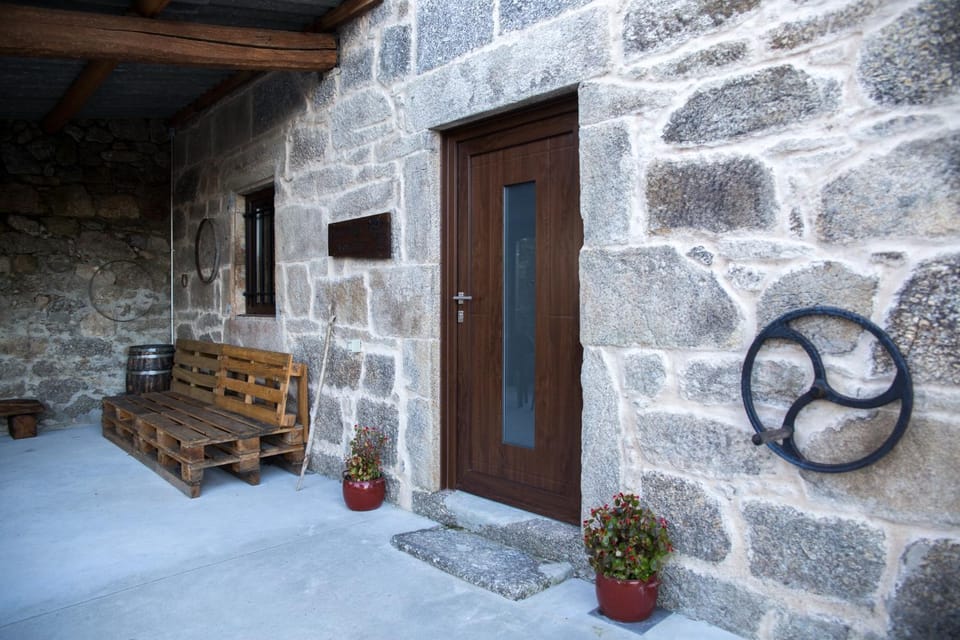 A CASA DA MOREIRA - Casa rural en Ponte Maceira House in Galicia