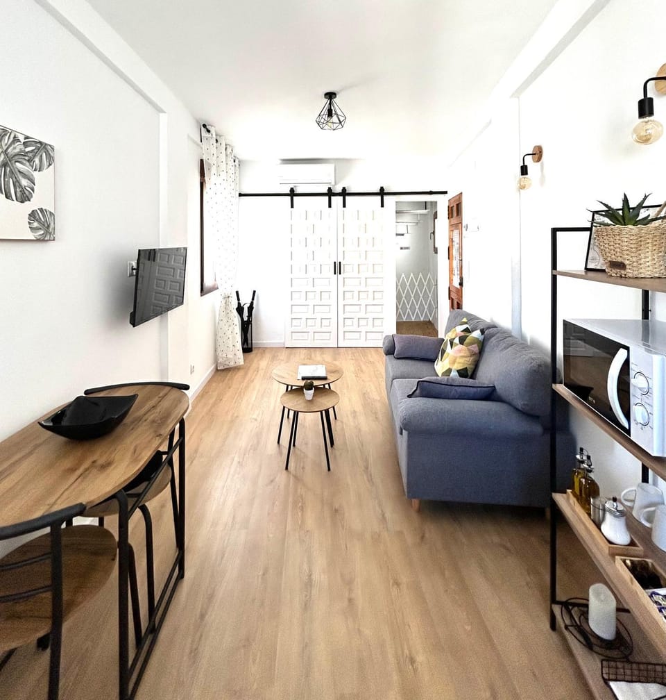 TV and multimedia, Dining area