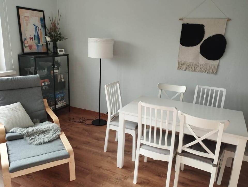 Living room, Seating area, Dining area