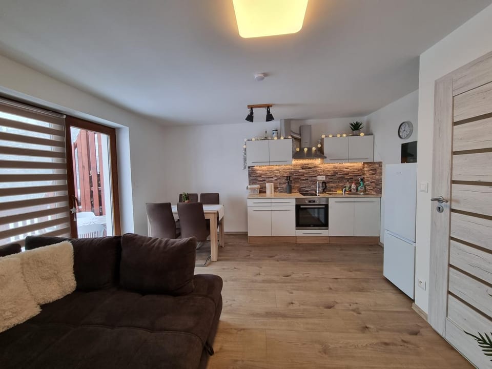 Kitchen or kitchenette, Living room, Seating area