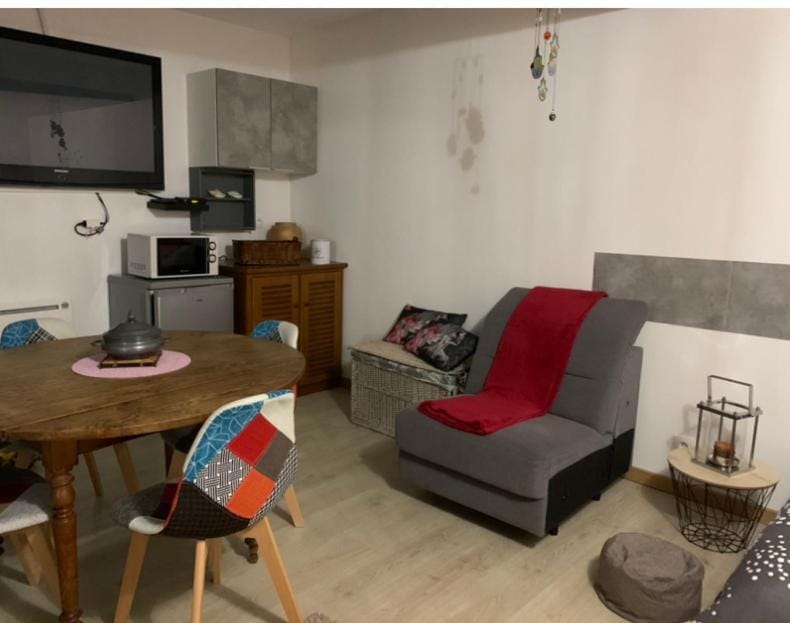 Studio entier Tout confort House in Nouvelle-Aquitaine