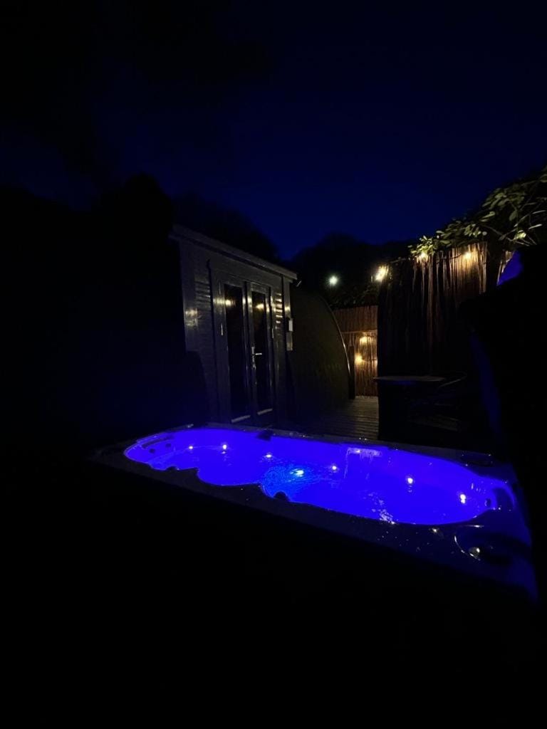 Hot Tub