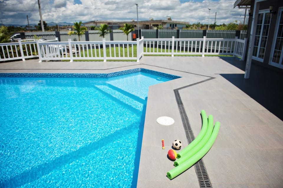 Pool view, Swimming pool