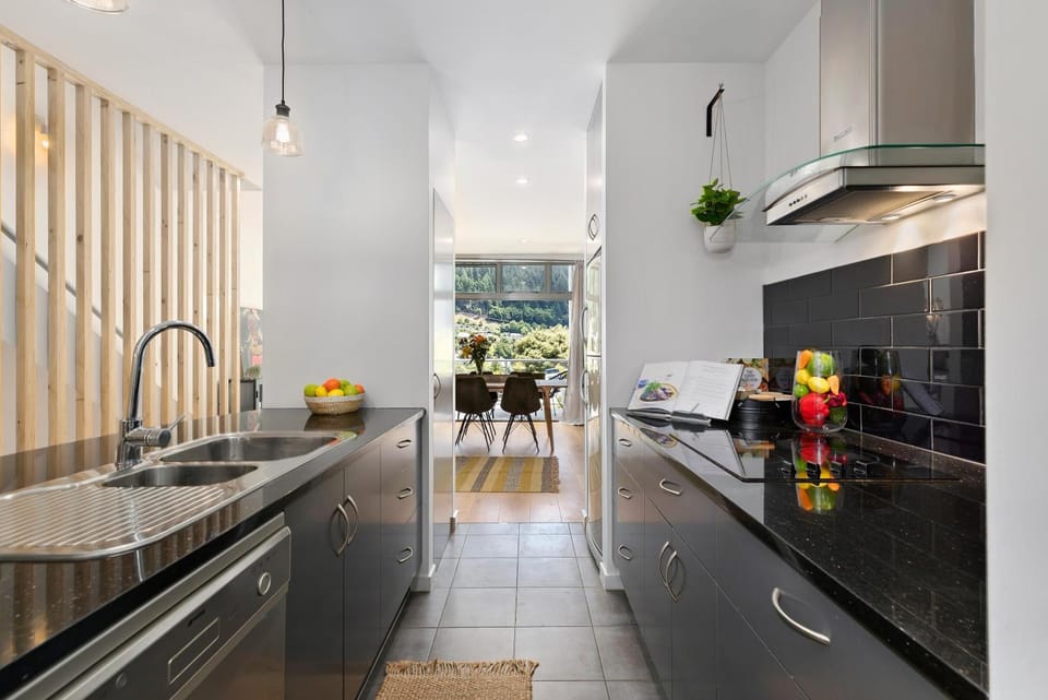 Kitchen or kitchenette, kitchen