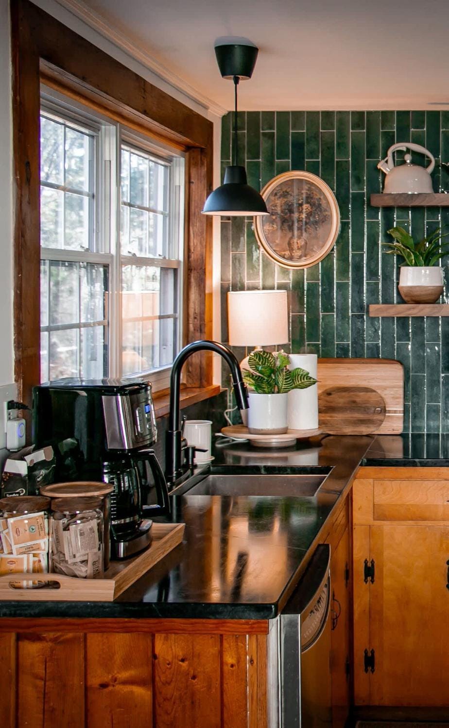 Birch House: Cozy Cabin 5 min from Okemo Cabin in Vermont