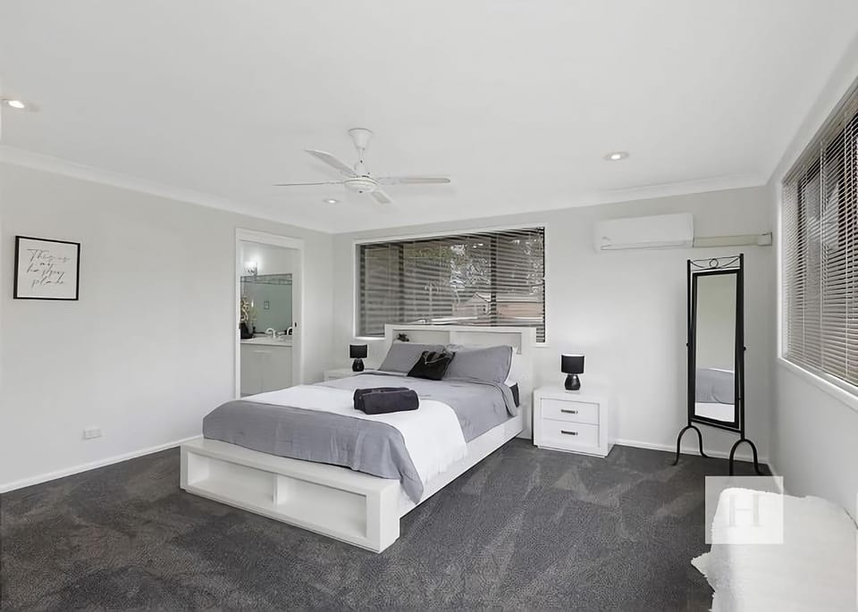Mannering Lake House House in Lake Macquarie