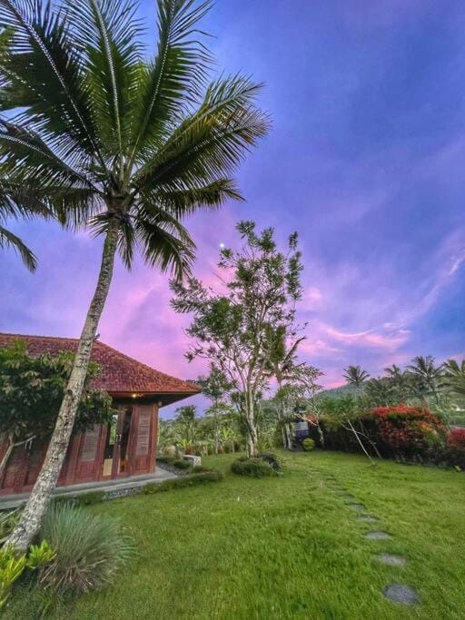 Villa Bukit Temawang Near Sidemen and Mount Agung Villa in Selat